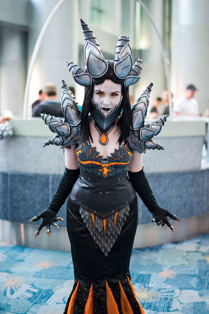 A fancy take on Warcraft’s Deathwing.